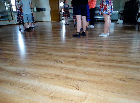 Jak taniec narodowy doskonale  prezentuje się na każdej scenie?