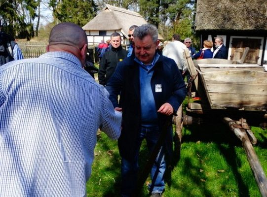 Senator Kazimierz Kleina uczestniczył w otwarciu klukowskiej  wystawy