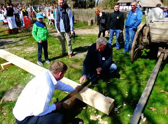 Senator Kazimierz Kleina uczestniczył w otwarciu klukowskiej  wystawy