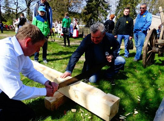 Senator Kazimierz Kleina uczestniczył w otwarciu klukowskiej  wystawy