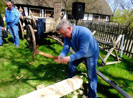 Senator Kazimierz Kleina uczestniczył w otwarciu klukowskiej  wystawy