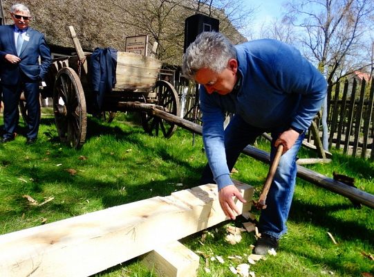 Senator Kazimierz Kleina uczestniczył w otwarciu klukowskiej  wystawy