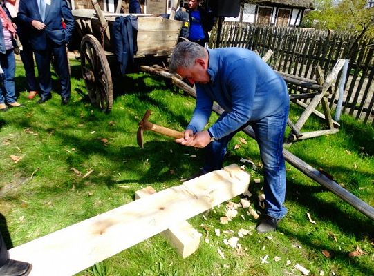 Senator Kazimierz Kleina uczestniczył w otwarciu klukowskiej  wystawy
