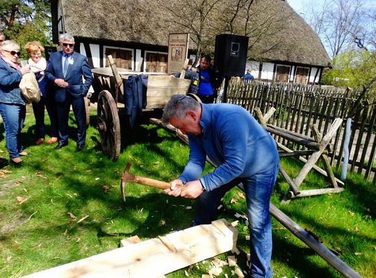 Senator Kazimierz Kleina uczestniczył w otwarciu klukowskiej  wystawy