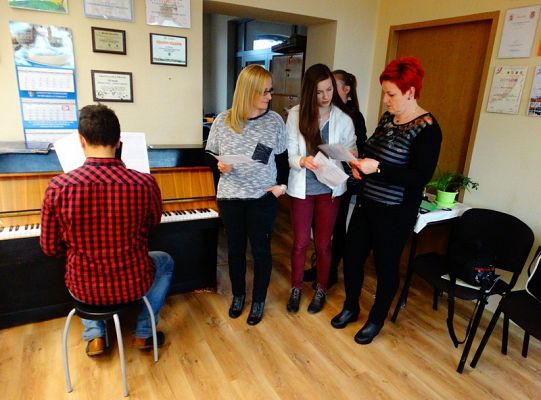 Tajemnica  przygotowania utworu przez Grupę Dorosłych