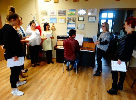 Tajemnica  przygotowania utworu przez Grupę Dorosłych