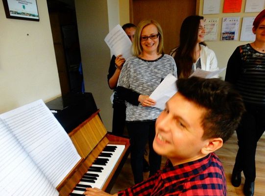 Tajemnica  przygotowania utworu przez Grupę Dorosłych