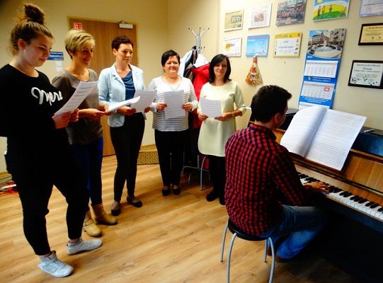 Tajemnica  przygotowania utworu przez Grupę Dorosłych