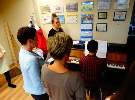 Tajemnica  przygotowania utworu przez Grupę Dorosłych