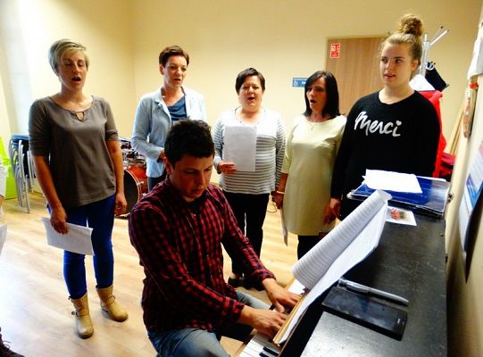 Tajemnica  przygotowania utworu przez Grupę Dorosłych