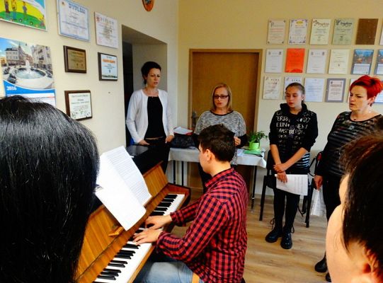 Tajemnica  przygotowania utworu przez Grupę Dorosłych