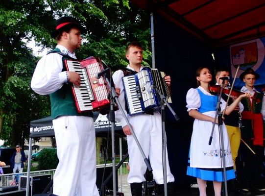 Misura- abura – Ziemia się zaraz zatrzęsie