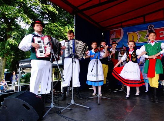 Misura- abura – Ziemia się zaraz zatrzęsie