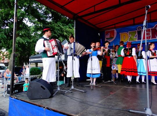 Misura- abura – Ziemia się zaraz zatrzęsie