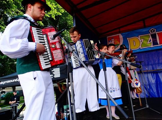 Misura- abura – Ziemia się zaraz zatrzęsie