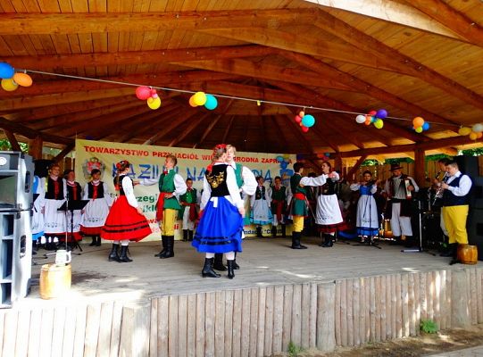 I miejsce dla LWÓW z ZPIT Ziemia Lęborska na Kaziukach (gigantyczna galeria)