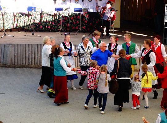 I miejsce dla LWÓW z ZPIT Ziemia Lęborska na Kaziukach (gigantyczna galeria)