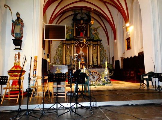 Struny skrzypiec dotykały murów Sanktuarium