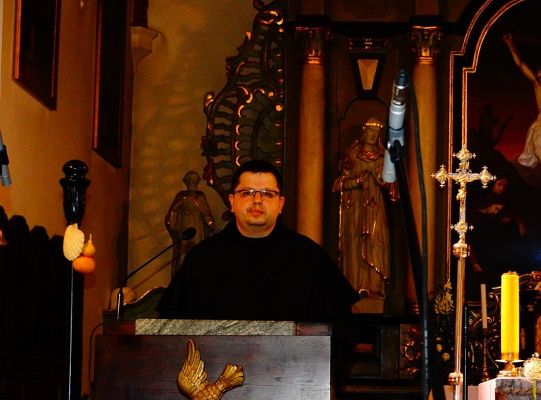 Struny skrzypiec dotykały murów Sanktuarium