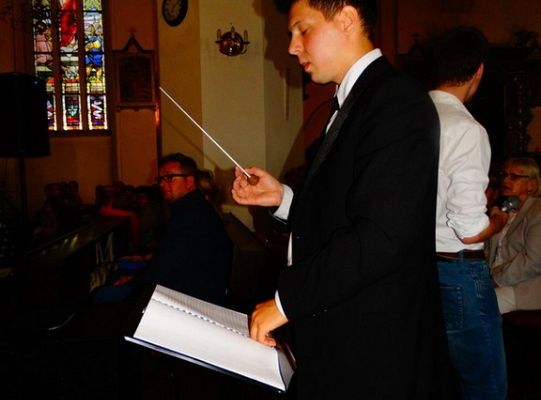 Struny skrzypiec dotykały murów Sanktuarium