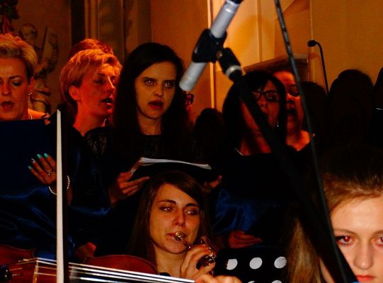 Struny skrzypiec dotykały murów Sanktuarium