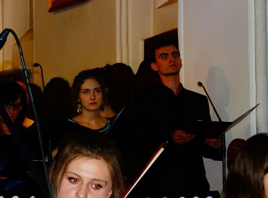 Struny skrzypiec dotykały murów Sanktuarium