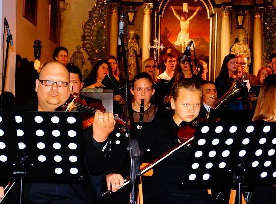 Struny skrzypiec dotykały murów Sanktuarium