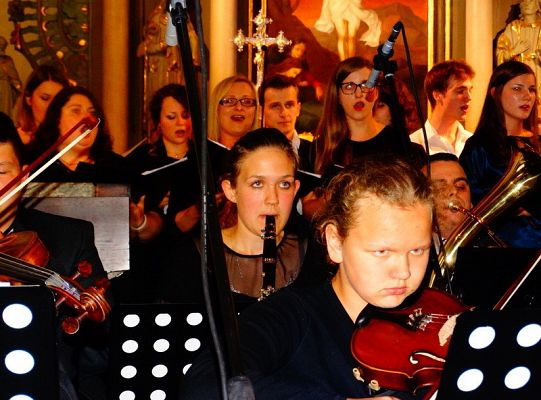 Struny skrzypiec dotykały murów Sanktuarium