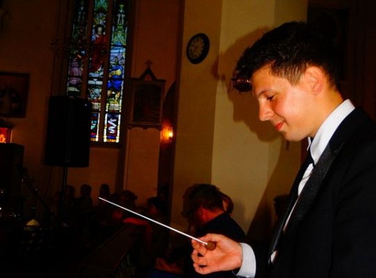 Struny skrzypiec dotykały murów Sanktuarium