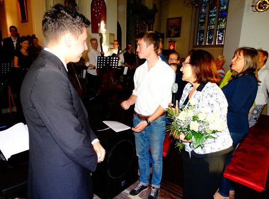 Struny skrzypiec dotykały murów Sanktuarium