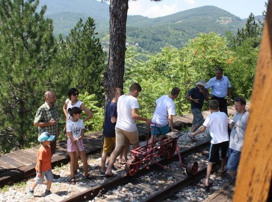 Pojedź z nami do Ohrid na Festiwal Folkloru