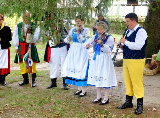 Poznaj jesień w swojskich Klukach! Zobacz zdjęcia!