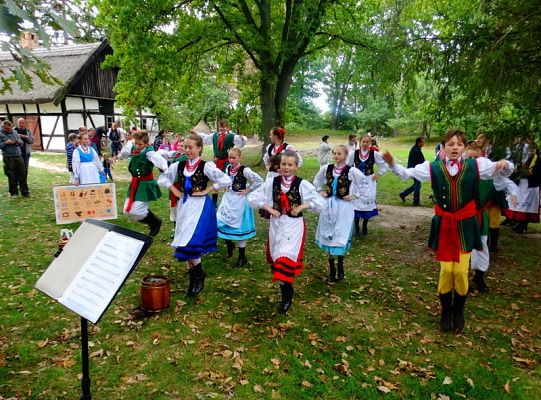 Poznaj jesień w swojskich Klukach! Zobacz zdjęcia!