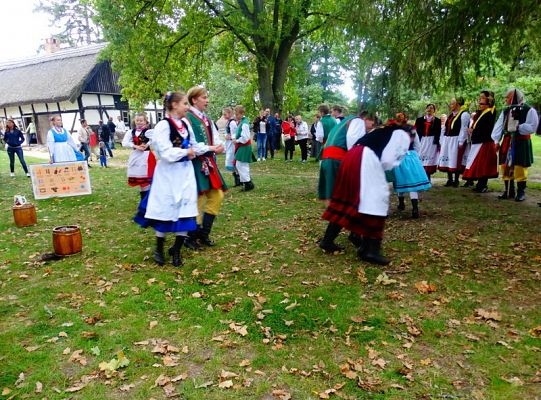 Poznaj jesień w swojskich Klukach! Zobacz zdjęcia!