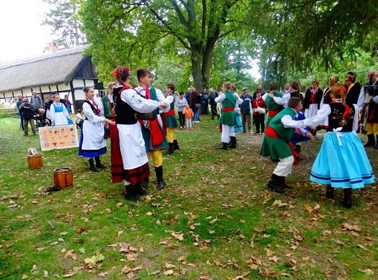 Poznaj jesień w swojskich Klukach! Zobacz zdjęcia!