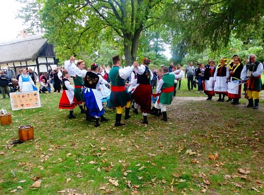 Poznaj jesień w swojskich Klukach! Zobacz zdjęcia!