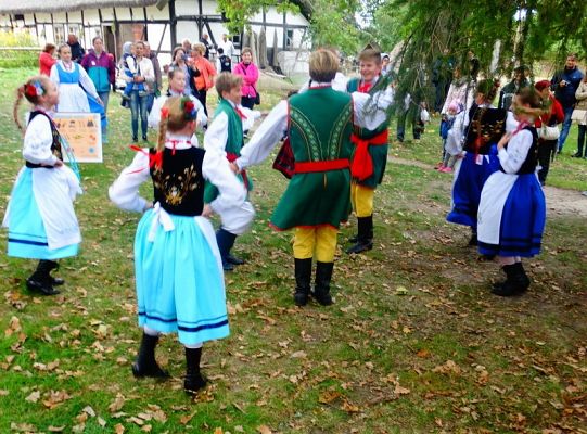 Poznaj jesień w swojskich Klukach! Zobacz zdjęcia!