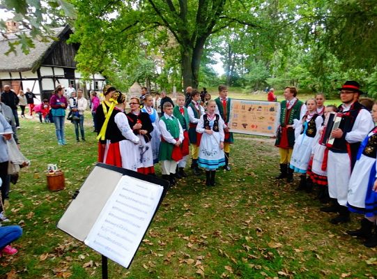 Poznaj jesień w swojskich Klukach! Zobacz zdjęcia!