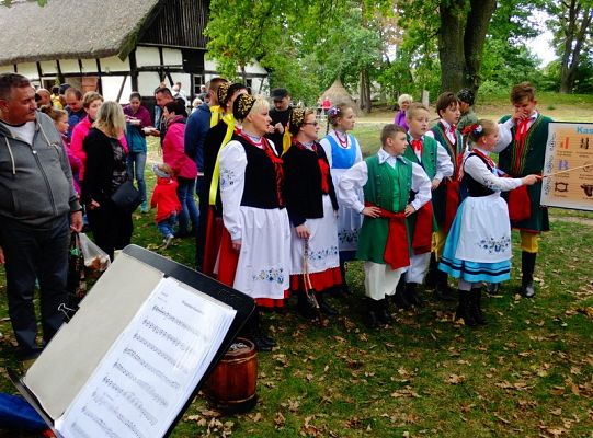 Poznaj jesień w swojskich Klukach! Zobacz zdjęcia!