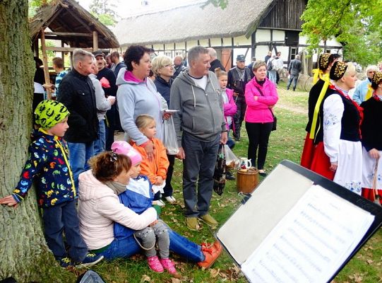 Poznaj jesień w swojskich Klukach! Zobacz zdjęcia!