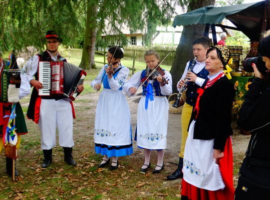 Poznaj jesień w swojskich Klukach! Zobacz zdjęcia!