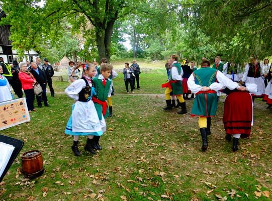 Poznaj jesień w swojskich Klukach! Zobacz zdjęcia!
