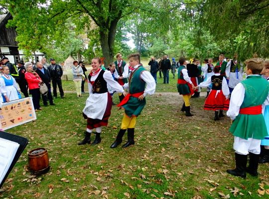 Poznaj jesień w swojskich Klukach! Zobacz zdjęcia!