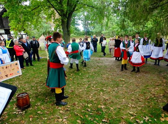 Poznaj jesień w swojskich Klukach! Zobacz zdjęcia!