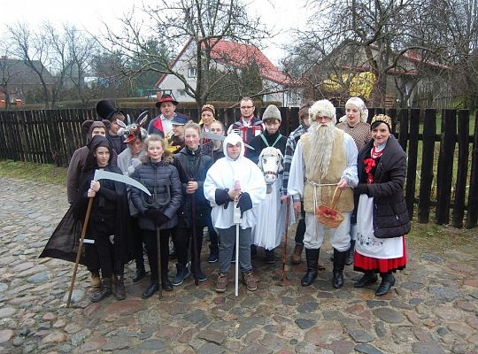 Oceń JARMARK BOŻONARODZENIOWY z 2016 roku tylko  przy ZPiT!