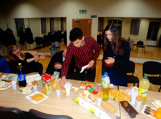 Zobacz, jak integrowali się członkowie Zespołu ZPiT