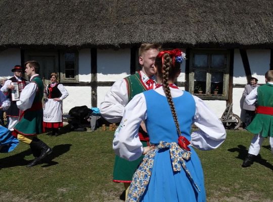 Tańcz jak ZPiT – bierz lekcje w Lęborku! Odwiedź Kluki!