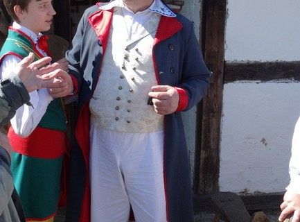 Śledź Kroniki ZPiT i czytaj pismo klinowe! Moda na region promuje kaszubszczyznę!