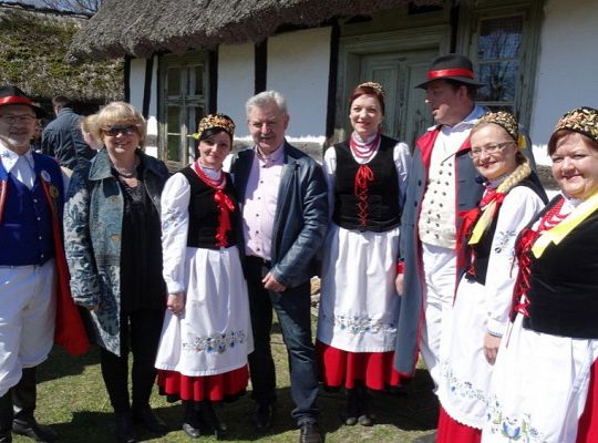 Śledź Kroniki ZPiT i czytaj pismo klinowe! Moda na region promuje kaszubszczyznę!