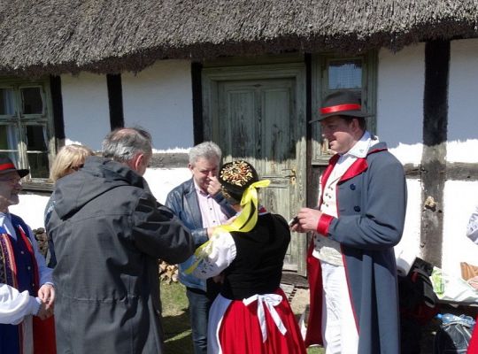 Śledź Kroniki ZPiT i czytaj pismo klinowe! Moda na region promuje kaszubszczyznę!
